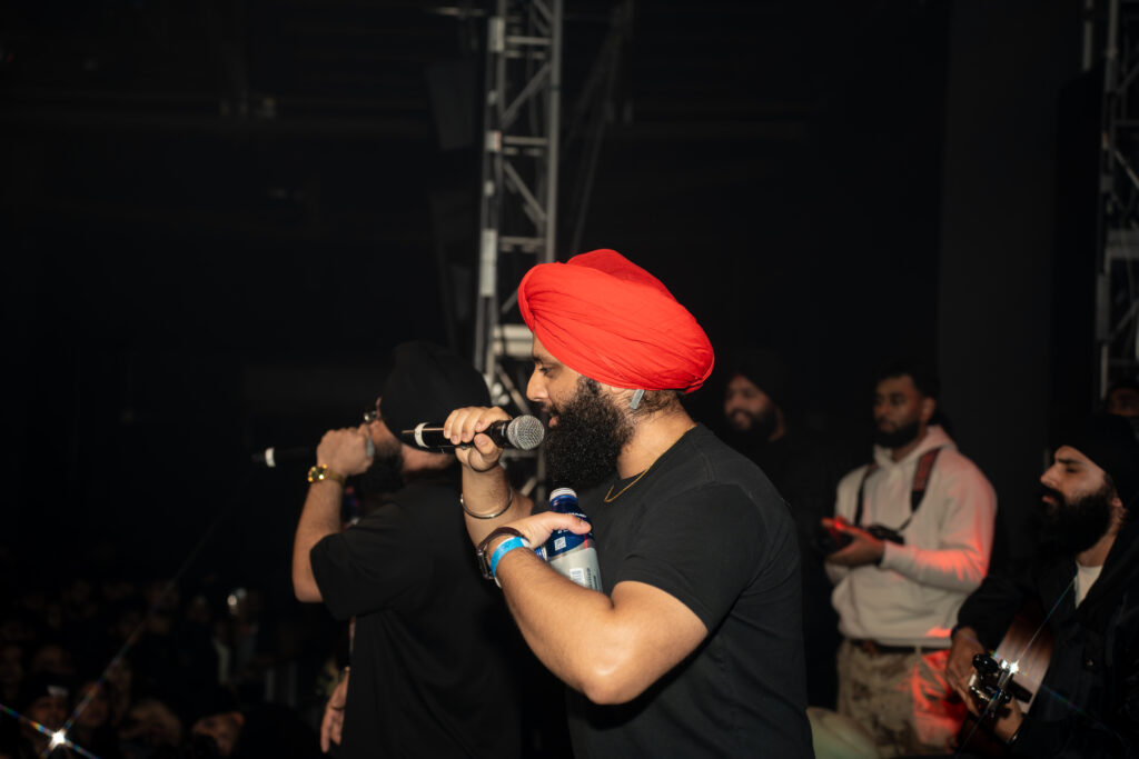 photo of Himmat Singh on performance of Akh Kash song