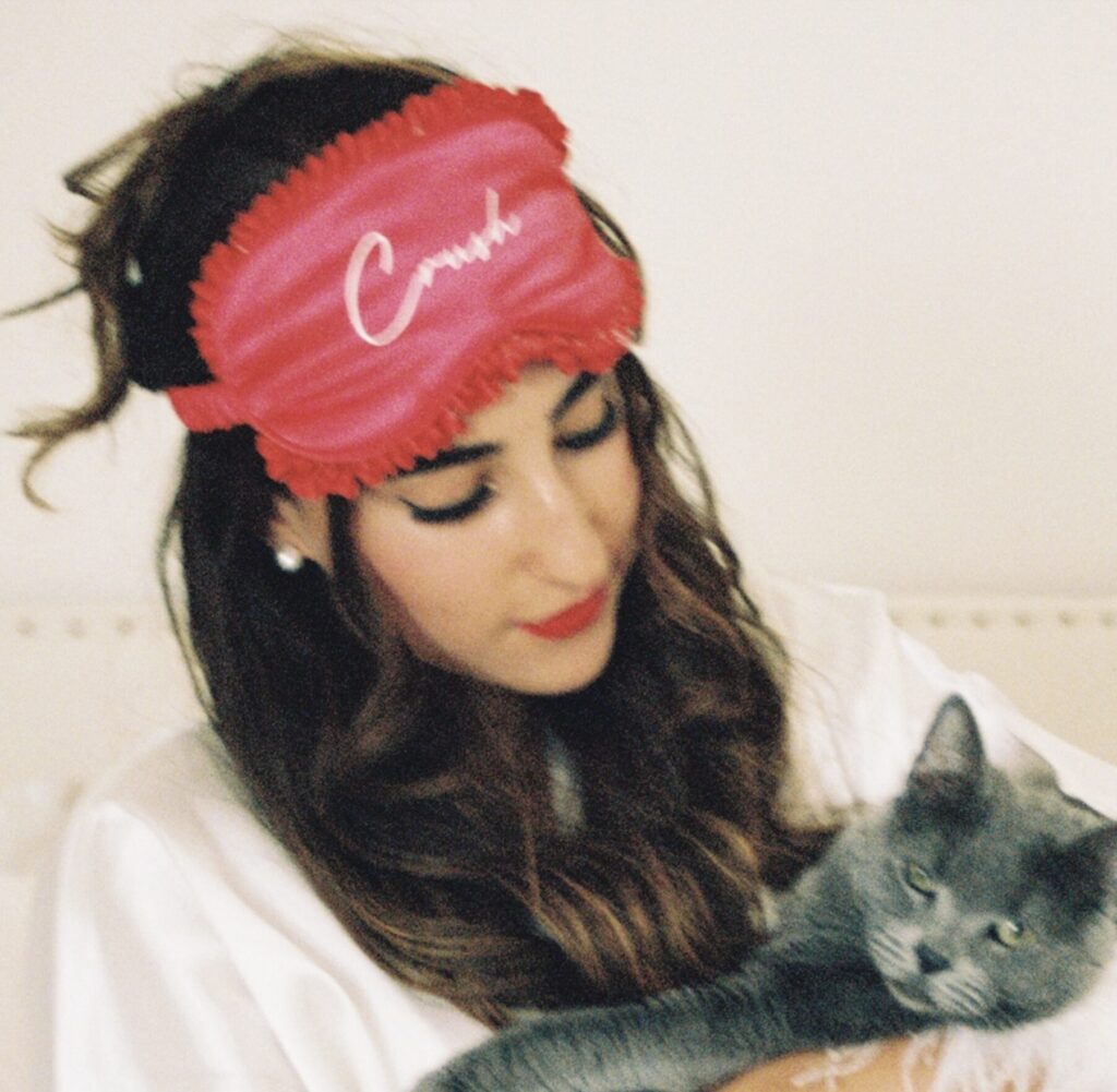 Arden Alexa with a cat picture for Crush song