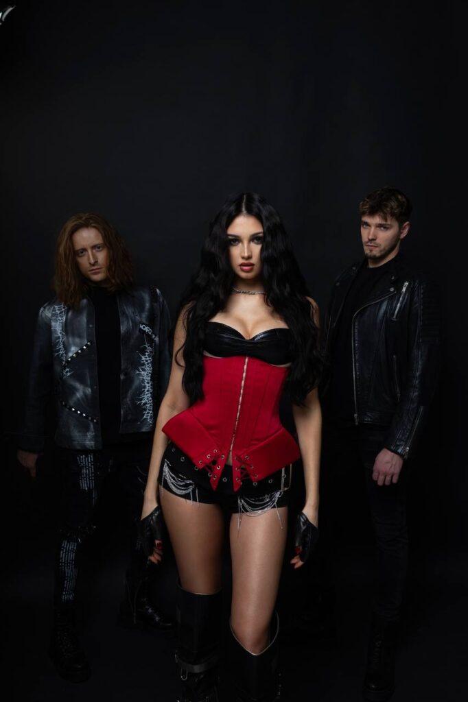 NOAPOLOGY - Pull Me In cover art