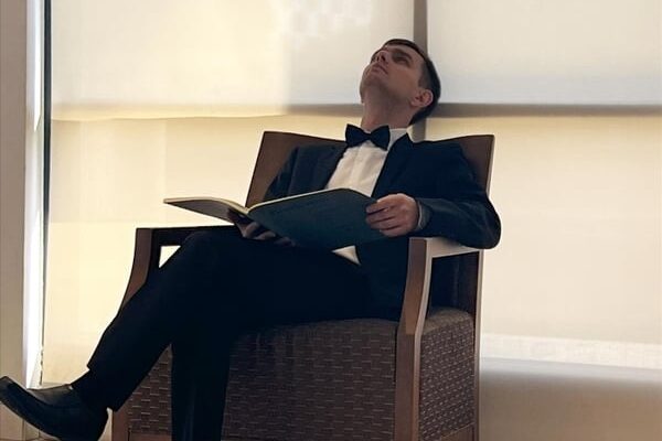 Vladyslav Ustiuhov SONG Beethoven Sonatas Ops. 53, 57, 111